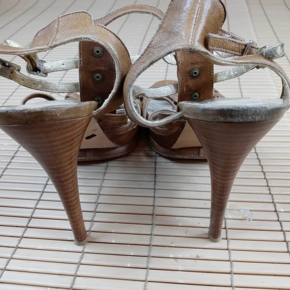 Stuart Weitzman stuart weitzman